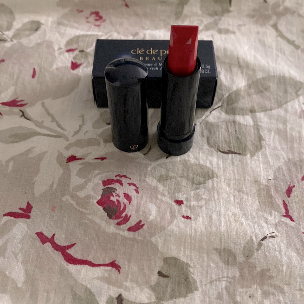 COPY - COPY - Cle de peau extra rich lipstick #311